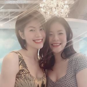 Meet your Posher, Lily